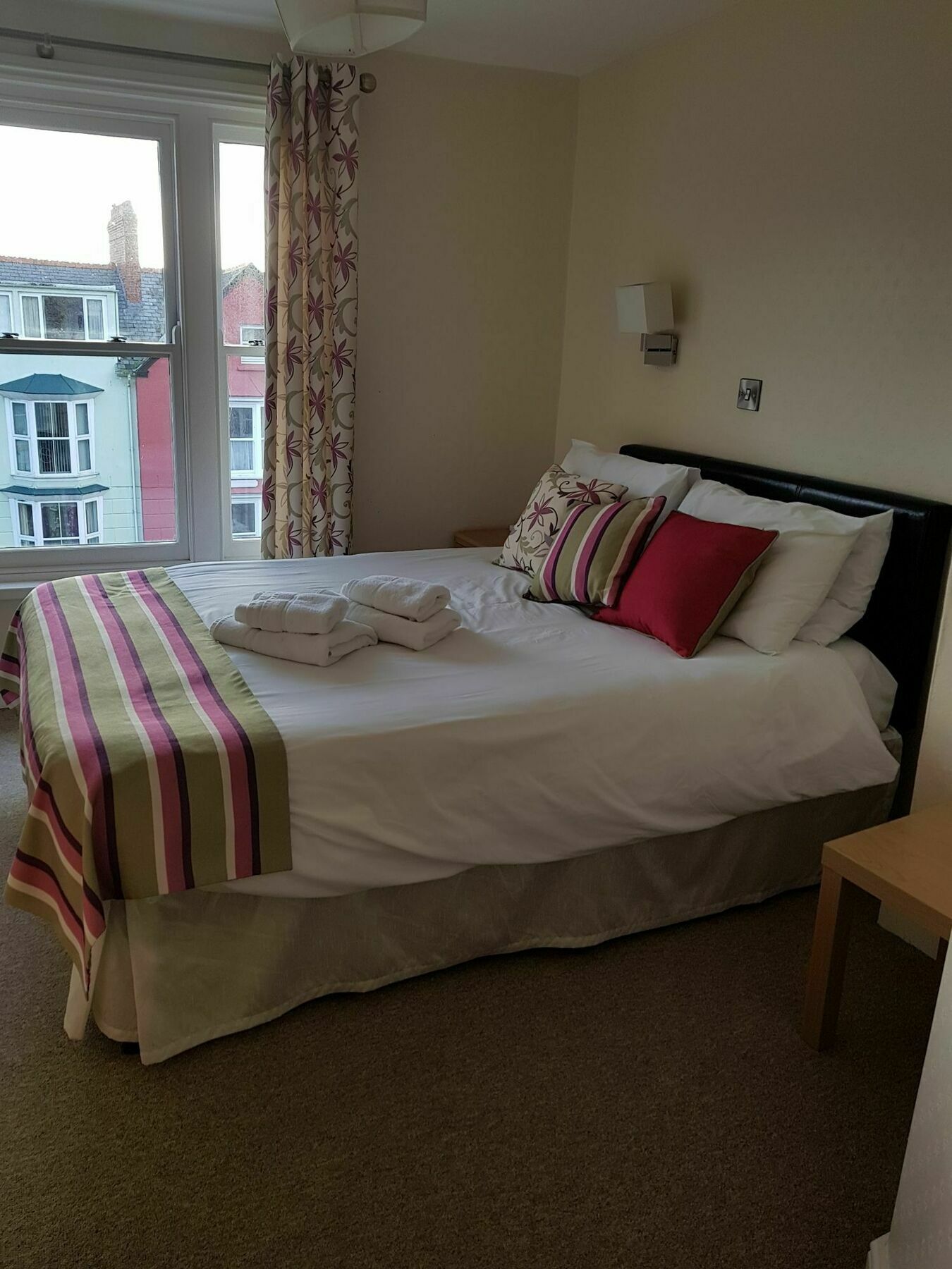 Harry'S Hotel & Restaurant Aberystwyth Exterior foto